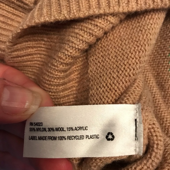 GAP big dot sweater - Picture 5 of 5